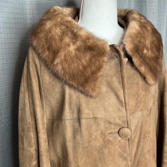VINTAGE SUEDE WOMENS LONG JACKET WITH FUR NECKLINE SIZE MEDIUM - Picture 4 of 11